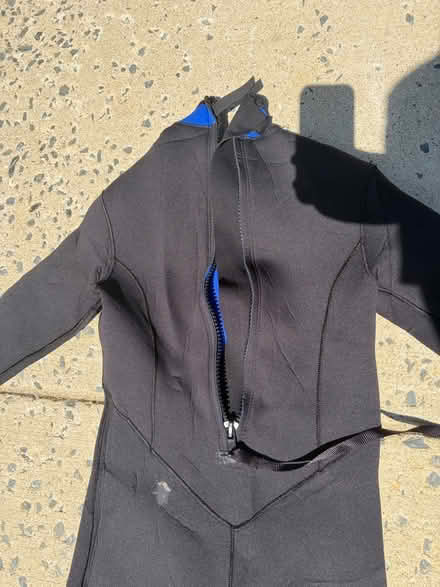 Photo of free Wetsuit (Arnold) #4