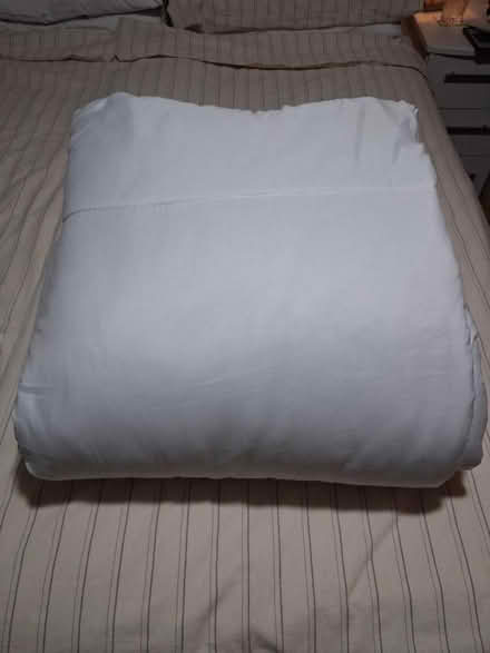 Photo of free King size 7.5 tog duvet (Shephall SG2) #1