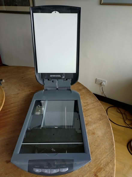 Photo of free Canon scanner Canoscan 2400F (North Hinksey OX2) #2