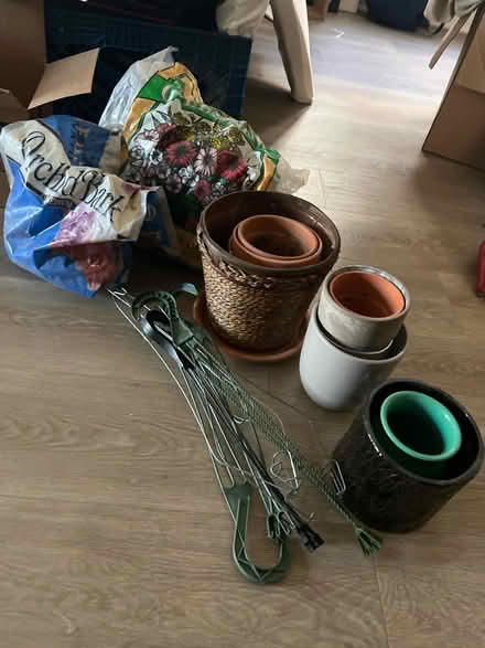 Photo of free Pots, Indoor plant supplies (Atwater) #1