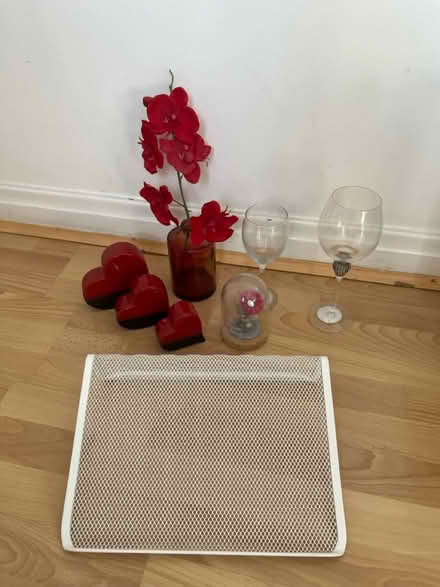 Photo of free House decorations and laptop raiser (Keighley BD20) #1