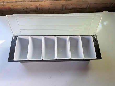 Photo of free Garnish tray (Castlepoint BH8) #1