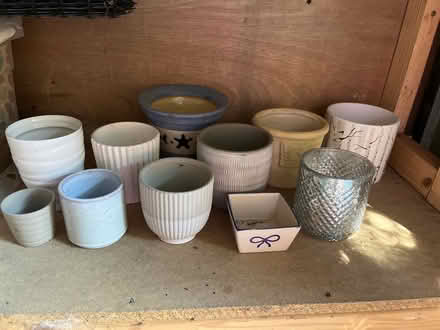 Photo of free Indoor plant pots - various (Thame OX9) #1
