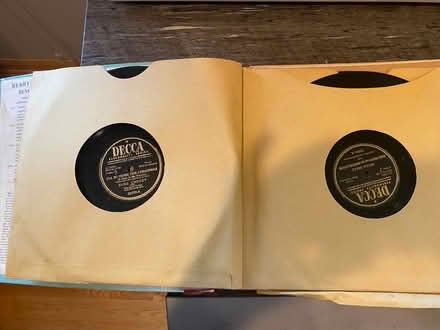Photo of free 78 rpm record sets (Schaumburg) #3