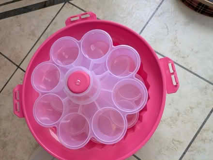 Photo of free Cup cake carrier (Ipswich IP4) #2