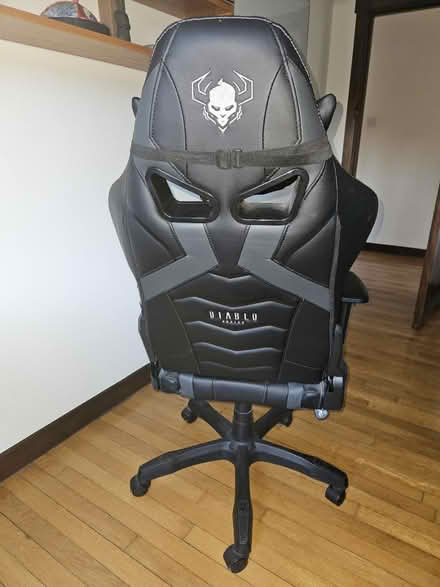 Photo of free Gaming chair (Northwood HA6) #4