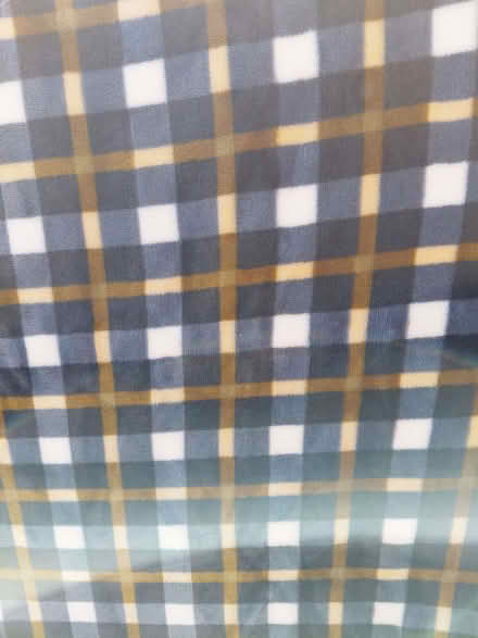 Photo of free Very large throw (Stroud GL5) #2