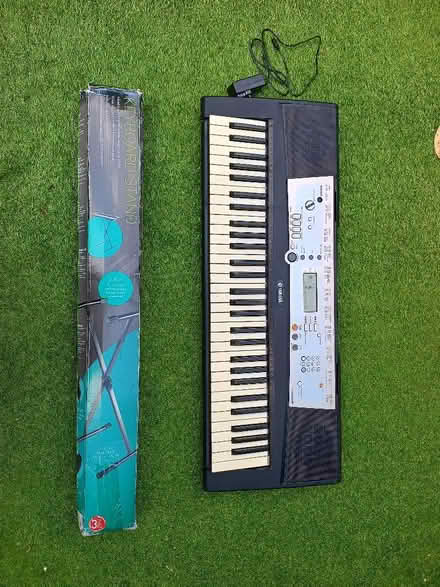 Photo of free Yamaha Keyboard and X Stand (Bruntsfield EH10) #1
