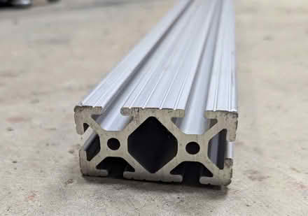 Photo of T-slot aluminum extrusion (New York City) #1