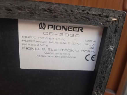Photo of free Vintage Pioneer Speakers (Burgess hill RH15) #2