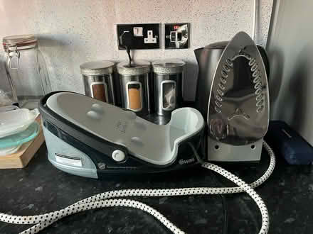 Photo of free Swan Super Steam Iron (Epping….. CM16) #2