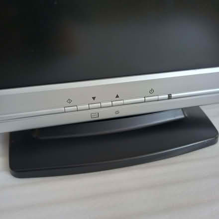 Photo of free Computer Monitor 'Compaq 1501' 15 inch LCD (Cheltenham GL52) #4