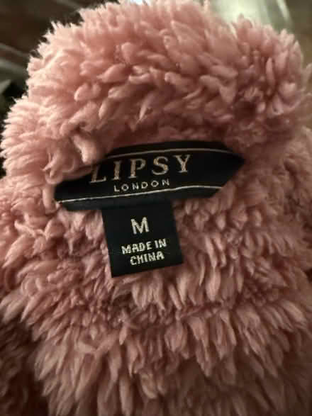 Photo of free New Medium size fluffy dressing grown / bathrobe (Eastbourne BN21) #4