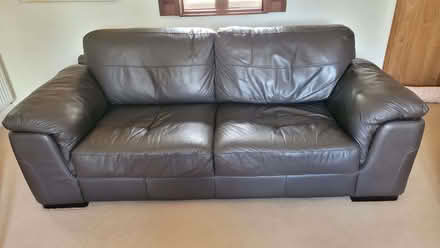 Photo of free 2 brown leather sofas (Broughton DN20) #1