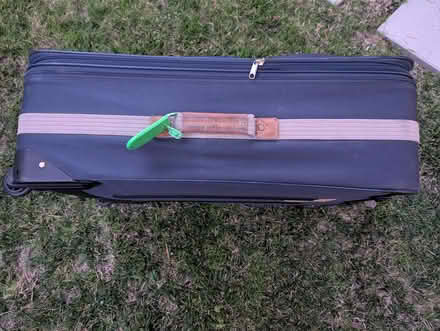 Photo of free 32 inch wheeled suitcase (Cupertino/West San Jose) #2