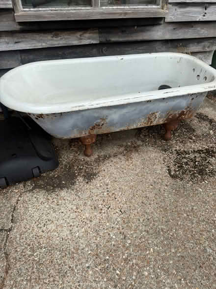 Photo of free Roll top bath (Sedlescombe Golf Club TN33) #1