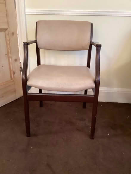 Photo of free Upholstered Dining Chair with arms (Surbiton KT6) #2