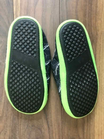 Photo of free Kids Minecraft slippers size 2 (Latchford WA4) #2