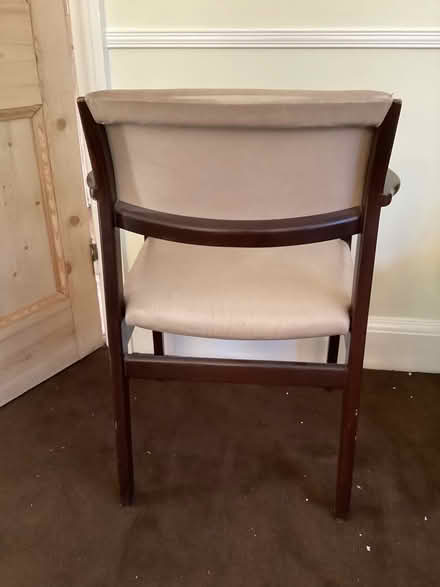 Photo of free Upholstered Dining Chair with arms (Surbiton KT6) #3