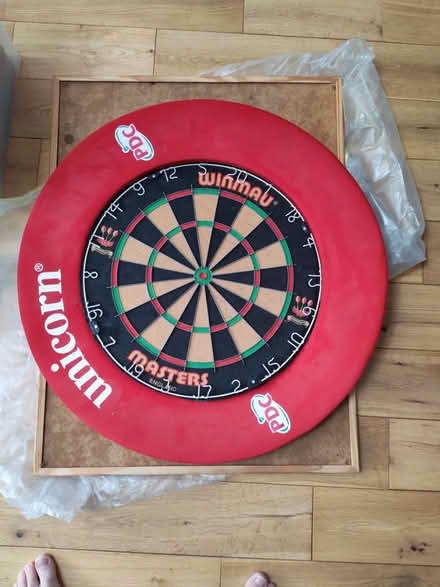 Photo of free Dartboard and accessories (Welwyn Garden City AL8) #1