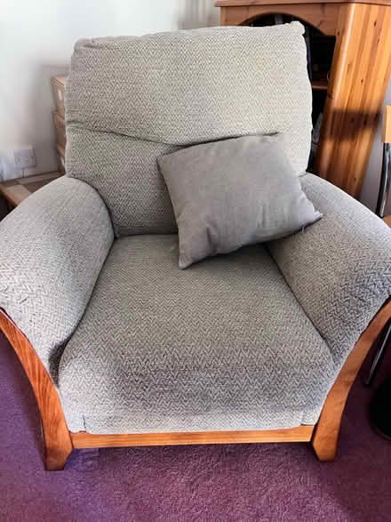 Photo of free Lovely armchair (Witney OX28) #1