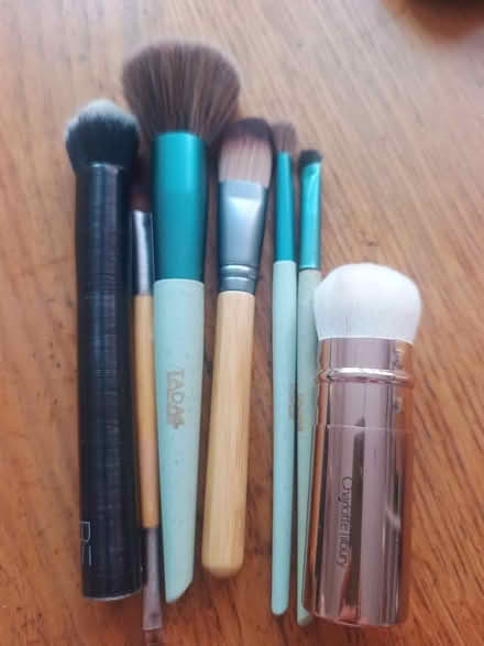 Photo of free Makeup brushes (Beckton E6) #1