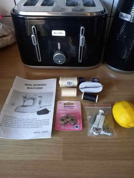 Photo of free Sewing machine (Roundhill area brighton BN2) #3