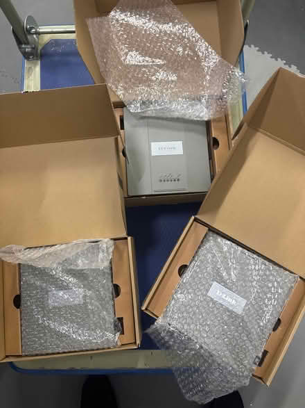 Photo of free 3 x Dlink 2695 access points (Barbican EC1A) #1