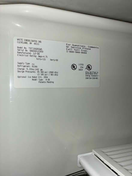Photo of free Working fridge mfg 1998 (Petworth/ Park View) #3