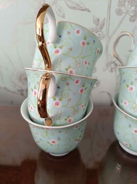 Photo of free Tea cup and saucer set (Bramhall SK7) #4