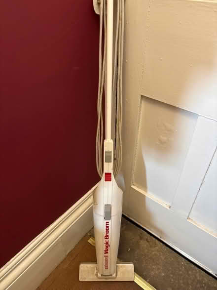 Photo of free Magic Broom (Greaves LA1) #1
