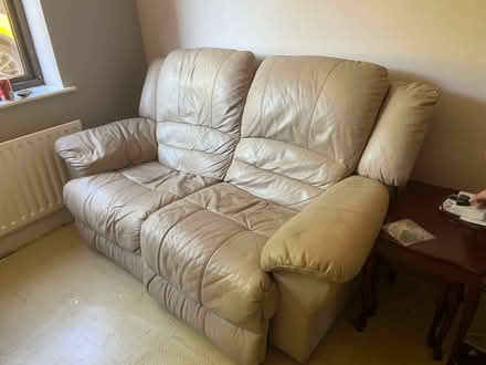 Photo of free Electric reclining 2seater leather settee (Golden Green TN11) #1