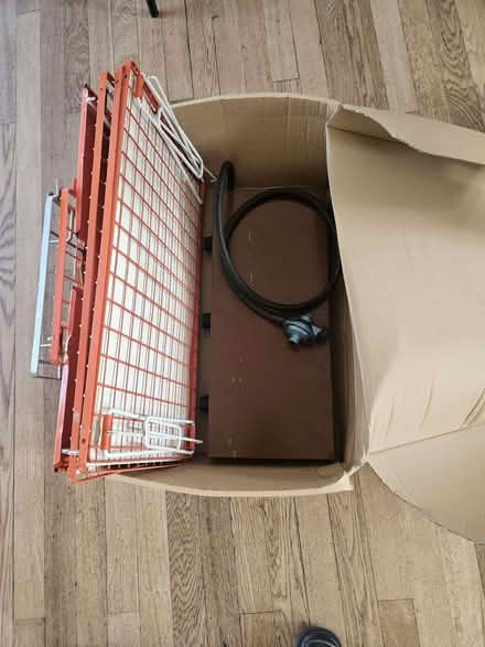 Photo of free Camping cooker and cooker stand (Odd Down BA2) #4