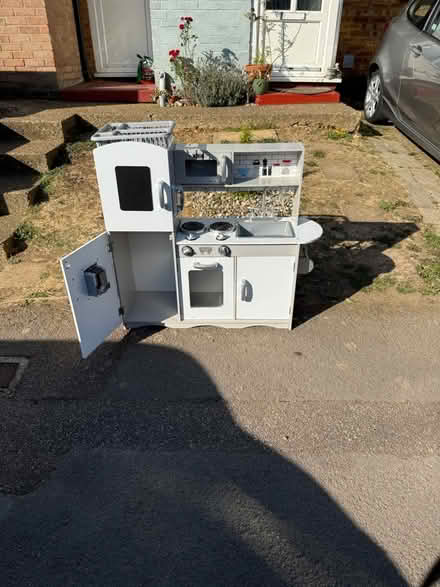 Photo of free Kids kitchen toy (Stevenage SG2) #1