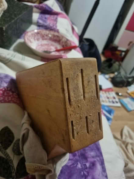 Photo of free Wooden knife block.. needs a clean (Alperton HA0) #1