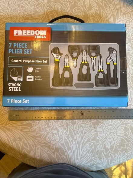 Photo of free Tool set (Manhasset) #1