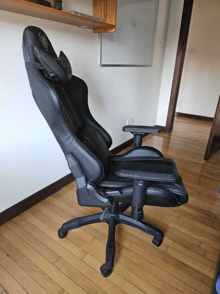 Photo of free Gaming chair (Northwood HA6) #3