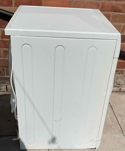 Photo of free Hotpoint Washing Machine - Fully working (Hulme WA2) #2