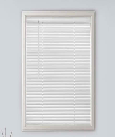 Photo of White broken mini blinds (Oshawa) #1