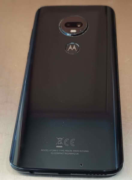Photo of free Mobile phone (Finchampstead RG40) #3
