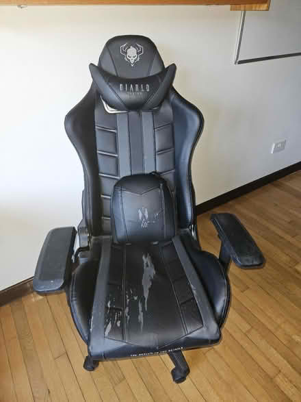 Photo of free Gaming chair (Northwood HA6) #2