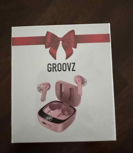 Photo of free Ear buds (Wakefield) #1