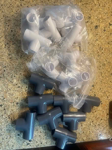 Photo of free PVC Connectors (Brightwood NW (off of Georgia)) #1