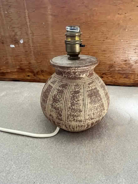 Photo of free Vintage Habitat table lamp (Bear Flat BA2) #3
