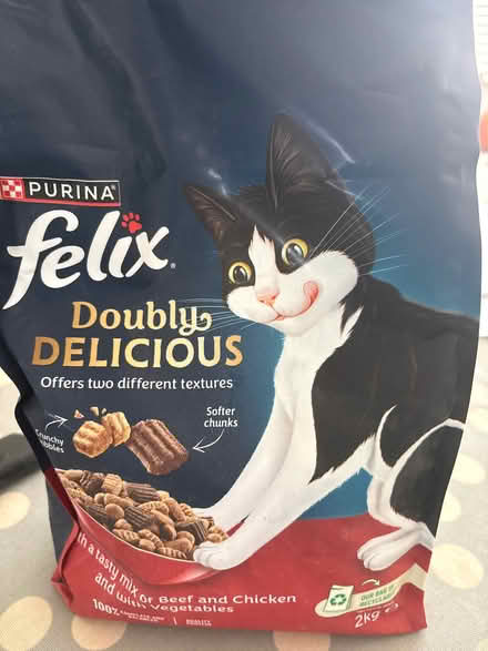 Photo of free 2kg bag of opened Felix Doubly Delicious cat biscuits (Pewsham SN15) #1