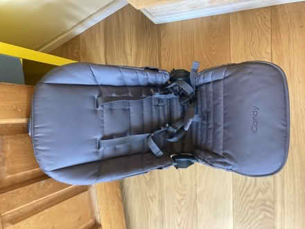 Photo of free I candy raspberry pram (S8 woodseats) #2