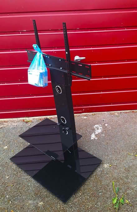 Photo of free TV Floor Stand and Extending Fire Guard (Oswestry SY10) #1