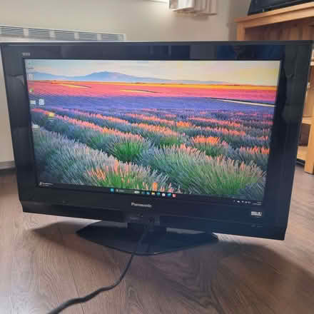 Photo of free Panasonic LCD Television TX-32LXD760 (Stainton CA11) #1