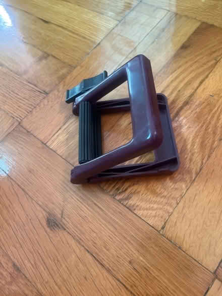 Photo of free Paint tube squeezer (Astoria) #1