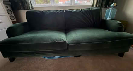 Photo of free 3 seater sofa (Chaulden HP1) #1